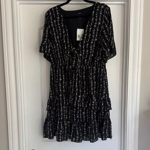 Forever 21 Black Ditsy Floral Tiered Mini Dress NWT Size 1X